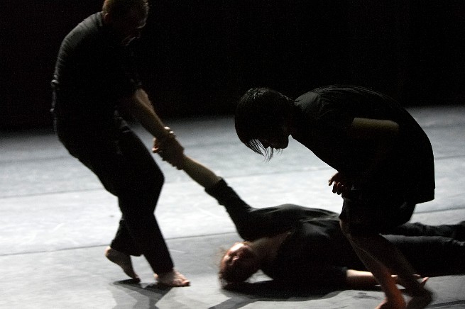 Cie. Didier Théron, Harakiri